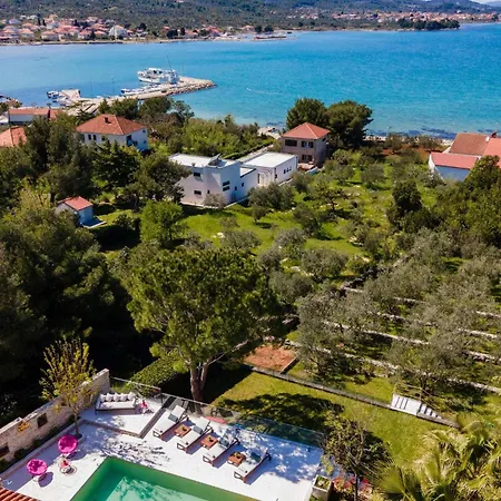 Vakantiehuis Barotul *