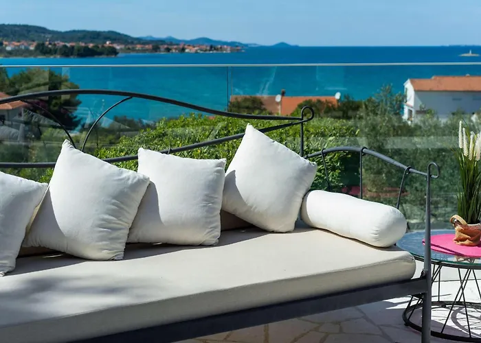 Barotul 펜션 Pašman